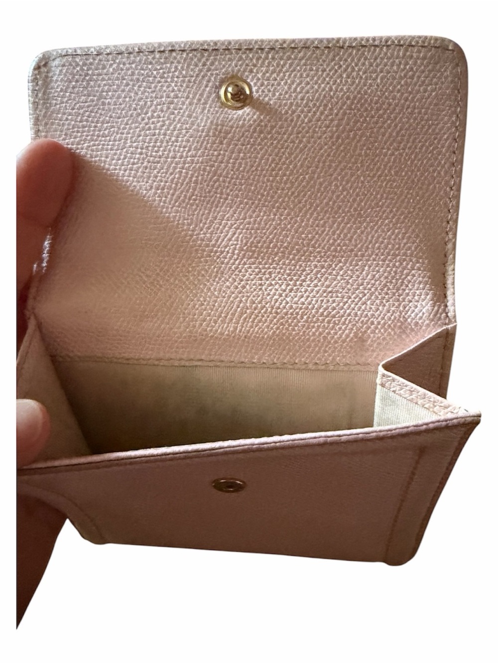 Women’s Salvatore Ferragamo Pink Textured Leather Wallet with Vara Bow - Picture 9 of 10